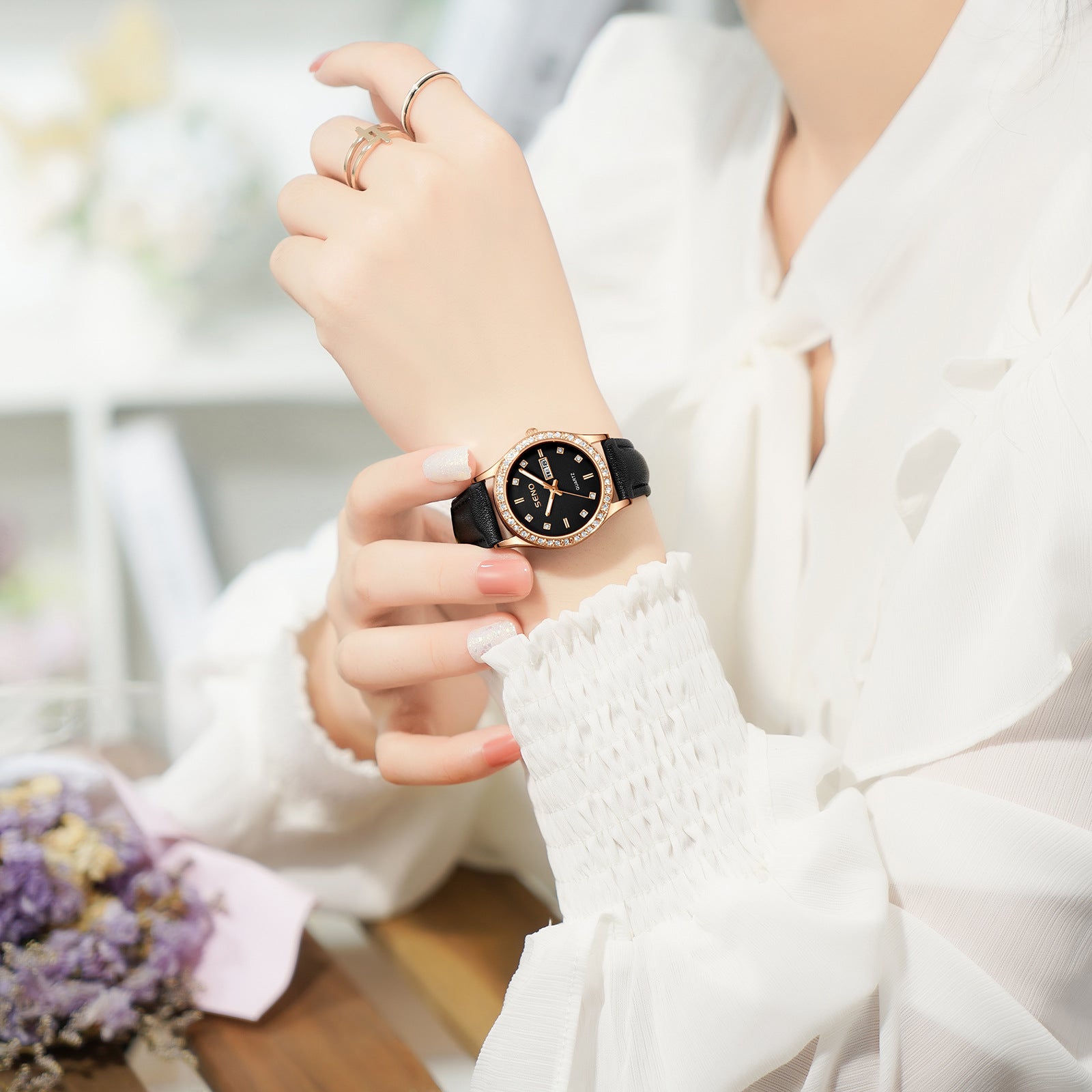 Ladies' Light Luxury Luminous Watch